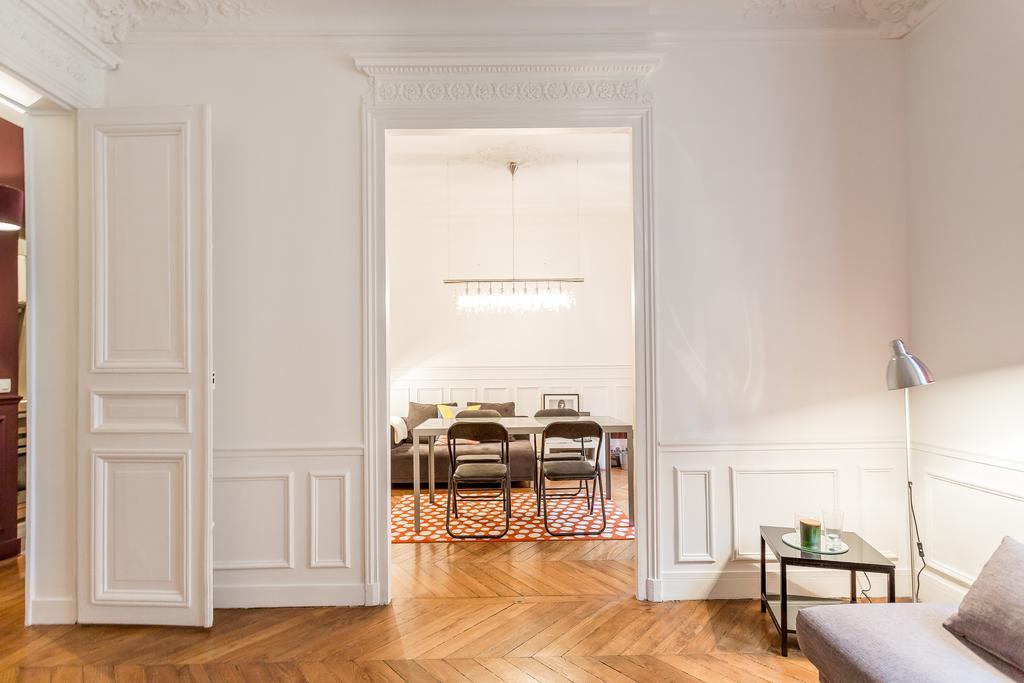 Cosy Champs-Elysees Ternes Flat For 4 Hotel Paris Room photo